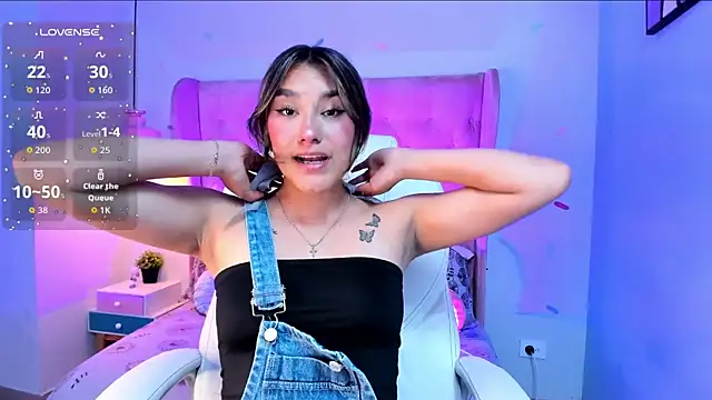 Snapshot of _Sophie__miller chatting on 01-05-26, 07:50 Sophie miller online show from 01-05-26, 07:50