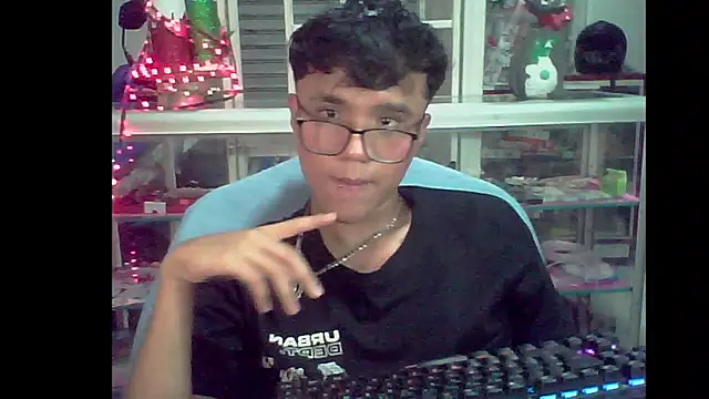 Snapshot of Baby_Cream chatting on 12-11-24, 07:42 Baby Cream online show from 12-11-24, 07:42