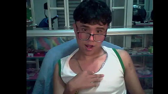 Snapshot of Baby_Cream chatting on 12-13-24, 07:47 Baby Cream online show from 12-13-24, 07:47