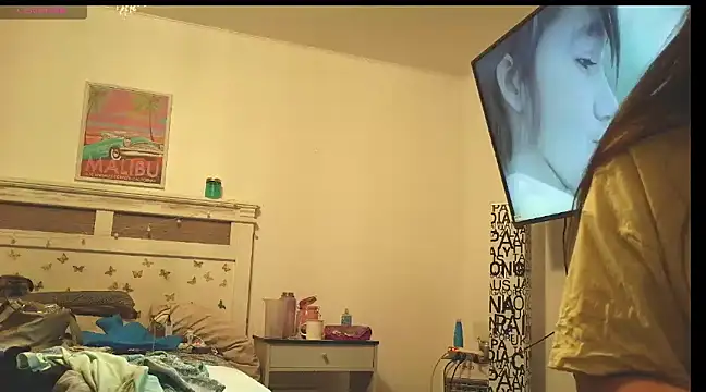 Snapshot of italianlatindream chatting on 12-04-24, 01:03 italianlatindream online show from 12-04-24, 01:03