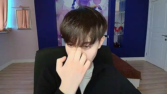 EmiliaYours online show from 01-06-25, 12:46