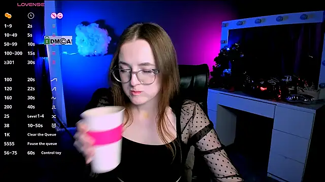 luna berryy online show from 02-18-25, 02:16