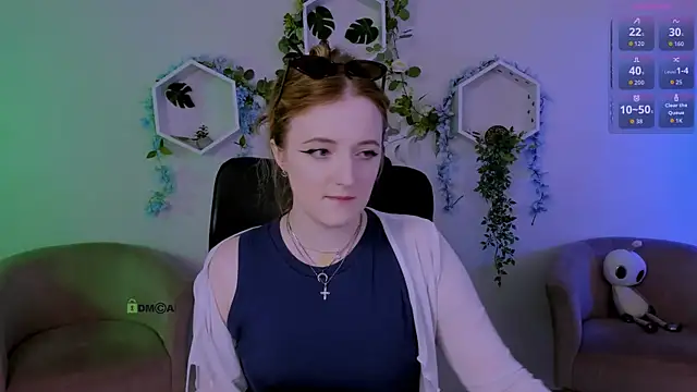 luna berryy online show from 06-30-26, 06:53