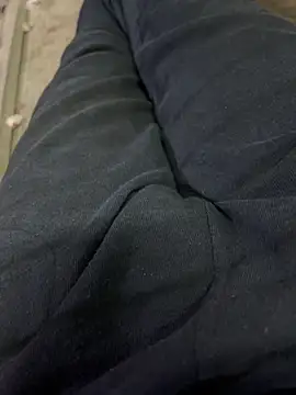 Snapshot of tamil000000 chatting on 10-28-25, 05:26 tamil000000 online show from 10-28-25, 05:26