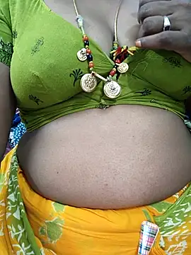 Snapshot of sweety_telugupilla chatting on 05-17-26, 09:49 sweety telugupilla online show from 05-17-26, 09:49