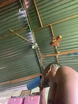 Snapshot of ElNegroRony chatting on 12-03-24, 07:11 ElNegroRony online show from 12-03-24, 07:11