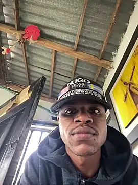 Snapshot of ElNegroRony chatting on 12-28-24, 05:03 ElNegroRony online show from 12-28-24, 05:03