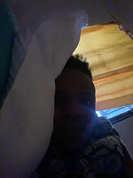 Snapshot of ElNegroRony chatting on 10-16-25, 12:50 ElNegroRony online show from 10-16-25, 12:50