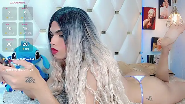 Niccolls Princess online show from 02-03-25, 01:52