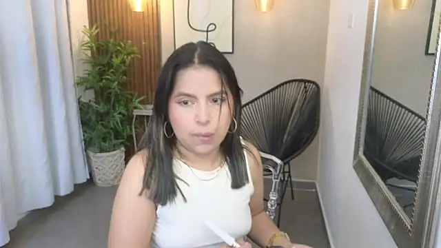 Sharlotte Milk online show from 11-29-25, 10:51