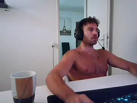 alpha-hunk online show from 06-28-26, 08:53