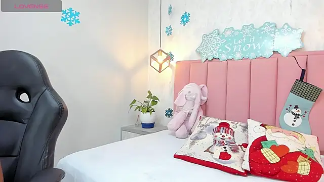 MAYROBERTSS online show from 12-17-24, 12:22