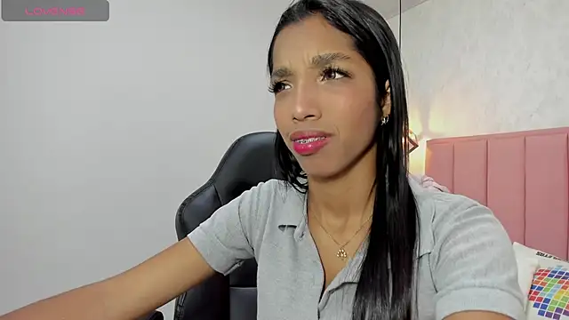 MAYROBERTSS online show from 01-11-25, 12:18