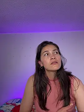 Snapshot of aurora_divine chatting on 05-04-26, 06:59 aurora divine online show from 05-04-26, 06:59