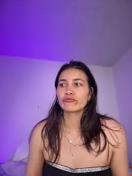 Snapshot of aurora_divine chatting on 05-14-26, 06:58 aurora divine online show from 05-14-26, 06:58