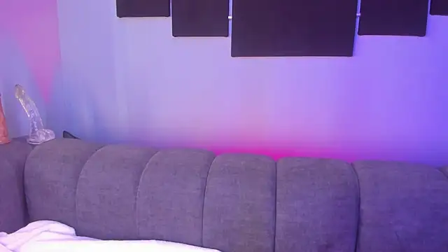 Snapshot of maddy_walker chatting on 01-24-25, 02:39 maddy walker online show from 01-24-25, 02:39