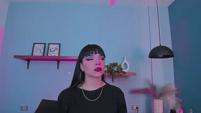 maddy walker online show from 11-09-25, 01:09