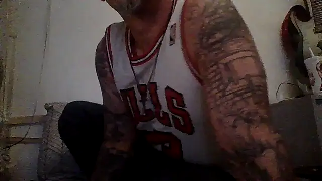 Snapshot of CandiedPompano chatting on 07-13-26, 04:37 CandiedPompano online show from 07-13-26, 04:37