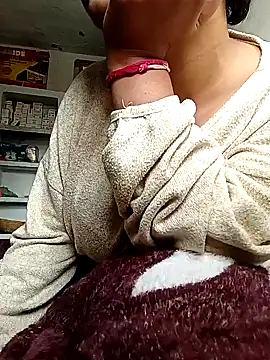 Snapshot of ruhi2003 chatting on 12-02-24, 04:20 ruhi2003 online show from 12-02-24, 04:20