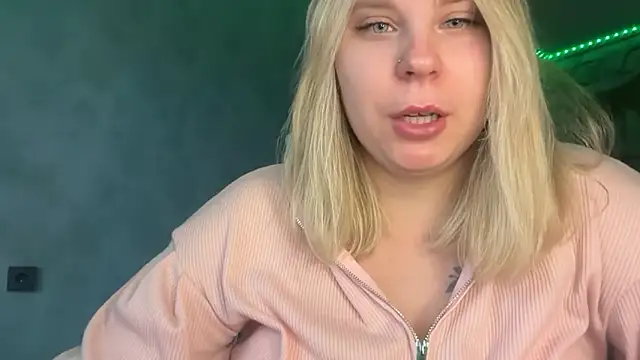 Thalia  Star online show from 12-03-25, 09:51