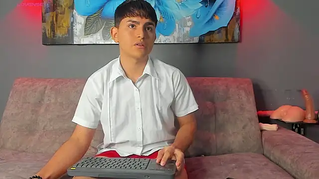 Snapshot of Lyam_ap chatting on 12-04-25, 08:45 Lyam ap online show from 12-04-25, 08:45