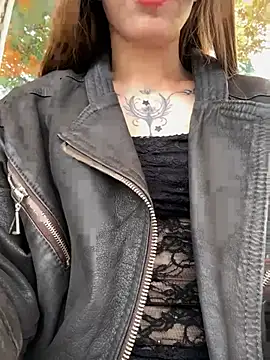 Snapshot of babydolll chatting on 07-14-26, 12:22 babydolll online show from 07-14-26, 12:22