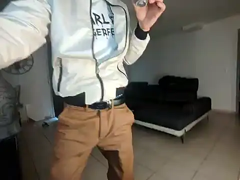 Snapshot of ApollonFit_x69 chatting on 01-22-25, 03:29 ApollonFit x69 online show from 01-22-25, 03:29