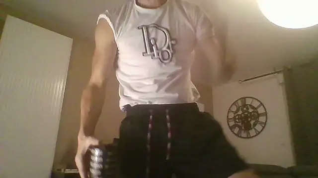 Snapshot of ApollonFit_x69 chatting on 09-30-25, 09:20 ApollonFit x69 online show from 09-30-25, 09:20