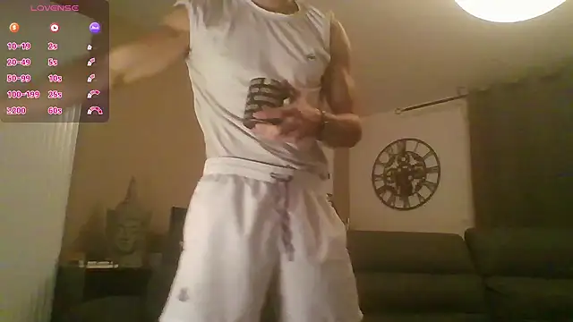 Snapshot of ApollonFit_x69 chatting on 10-07-25, 10:07 ApollonFit x69 online show from 10-07-25, 10:07