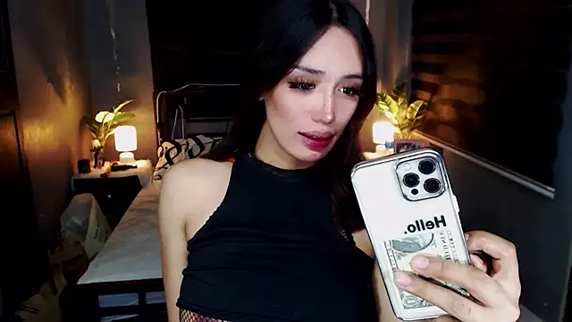 Snapshot of WildSexyDomina chatting on 12-22-24, 04:17 WildSexyDomina online show from 12-22-24, 04:17