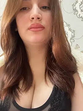 Snapshot of StormBeverly chatting on 02-09-26, 06:28 StormBeverly online show from 02-09-26, 06:28