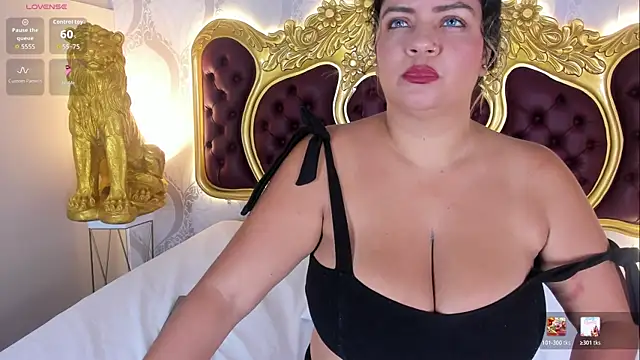 KendralHolson online show from 04-23-26, 04:46