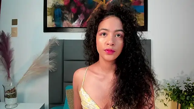 AntonellaHall  online show from 10-20-25, 11:54