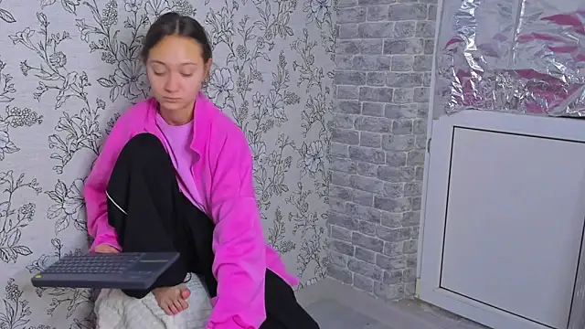 EllaSky xoxo online show from 11-15-25, 12:41