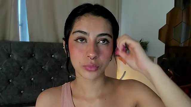 Alyssa jones online show from 02-27-26, 03:01