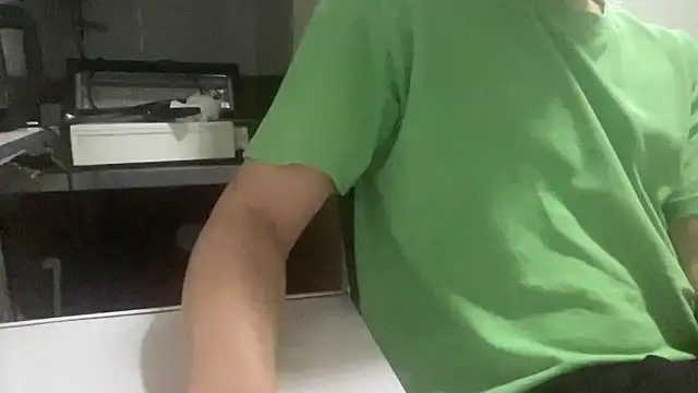 alarasissy online show from 10-30-25, 05:57