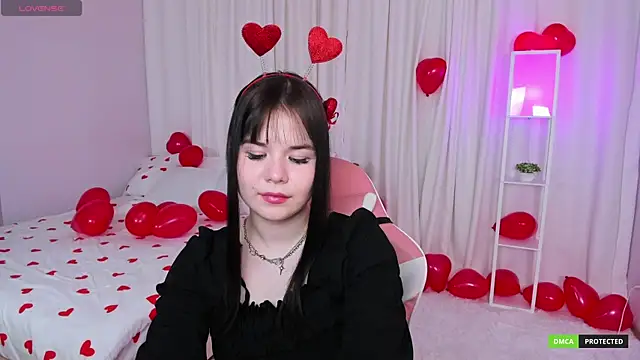 ClaireFaers  online show from 02-14-25, 08:26