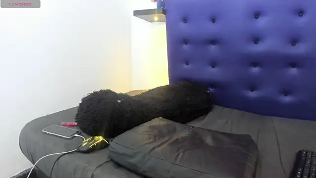 Camila TransGirl online show from 02-11-25, 10:15