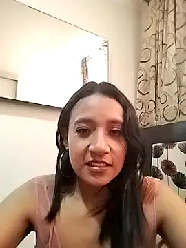 Snapshot of cami_victoria chatting on 12-04-24, 07:12 cami victoria online show from 12-04-24, 07:12