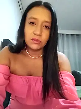 Snapshot of cami_victoria chatting on 02-16-26, 06:26 cami victoria online show from 02-16-26, 06:26