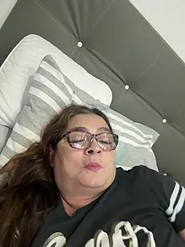 AntonellaAlondra4 online show from 02-11-26, 03:00