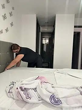 AntonellaAlondra4 online show from 02-28-26, 01:23