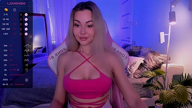 AdeleRoberts online show from 04-23-26, 01:51