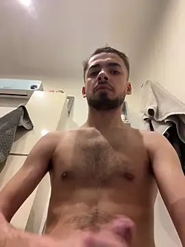 romain698 online show from 02-15-26, 08:24