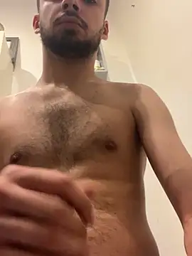 romain698 online show from 04-07-26, 05:30