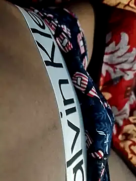 Snapshot of its_yonish chatting on 01-27-25, 09:23 its yonish online show from 01-27-25, 09:23