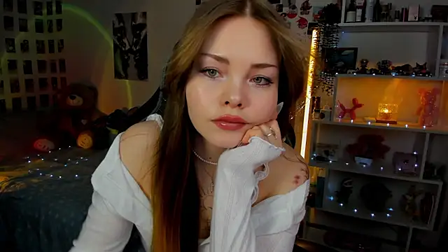 Snapshot of AkiraKatsu chatting on 01-10-26, 11:01 AkiraKatsu online show from 01-10-26, 11:01