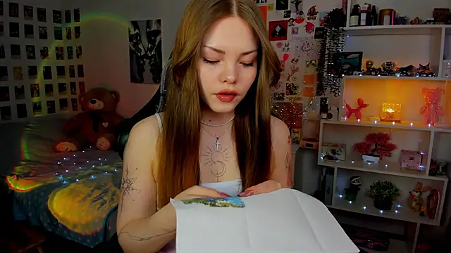 Snapshot of AkiraKatsu chatting on 02-07-26, 11:03 AkiraKatsu online show from 02-07-26, 11:03