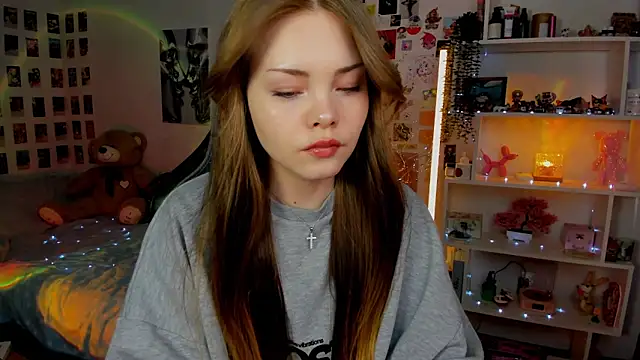 Snapshot of AkiraKatsu chatting on 03-14-26, 10:53 AkiraKatsu online show from 03-14-26, 10:53