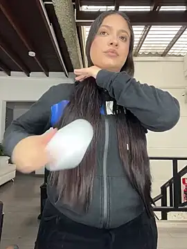 Snapshot of NathRossi chatting on 02-27-25, 09:36 NathRossi online show from 02-27-25, 09:36